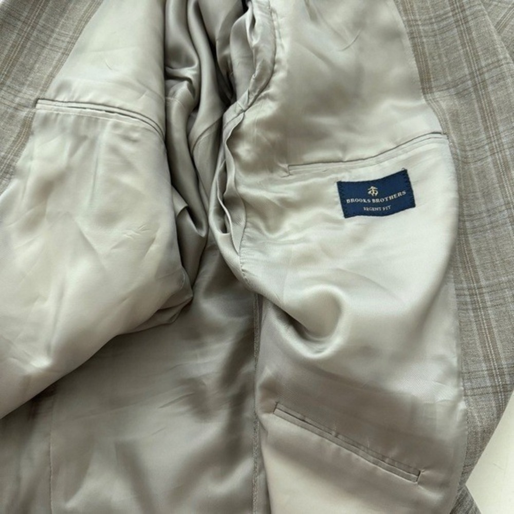 Brooks Brothers Regent Fit Light Beige Plaid 2 Button Blazer Suit Jacket Men 46R - Picture 10 of 13